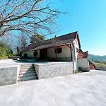 Apartamento Bakos Pincészet Csobánc Bástya és Borterasz *
