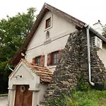 Bakos Pincészet Csobánc Bástya és Borterasz * Gyulakeszi