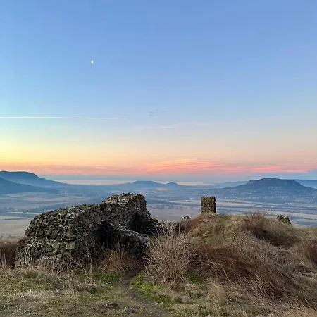 Bakos Pinceszet Csobanc Bastya Es Borterasz 公寓 *